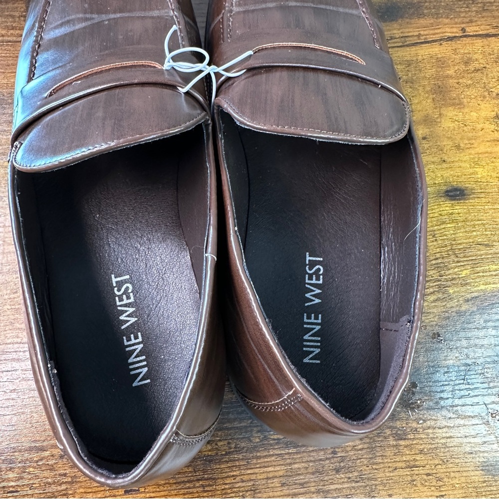 Nine West Men’s Brown Leather Penny Loafers - Slip-On Dress Shoes -Size 11 - Picture 4 of 7